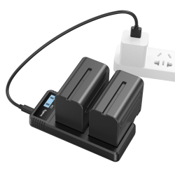 SmallRig 3823 NP-F970 Battery &amp; Charger Kit