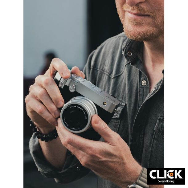 Fujifilm GFX100RF Silver