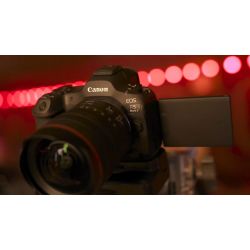 Canon Eos R5 Mark II + RF 24-105mm F4L IS USM (F yderlig 3700,- i rabat)