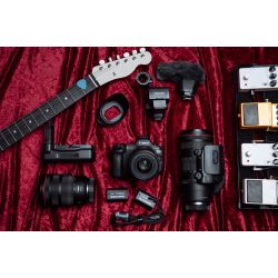 Canon Eos R5 Mark II + RF 24-105mm F4L IS USM (F yderlig 3700,- i rabat)