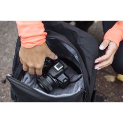 Canon Eos R50 m/RF-S 18-45mm Creator kit (F yderlig 750,- i rabat)