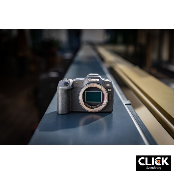 Canon Eos R8 Hus