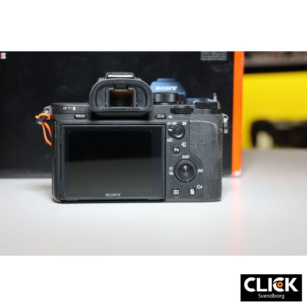 Brugt Sony A7R II Hus inkl 3 uoriginale batterier