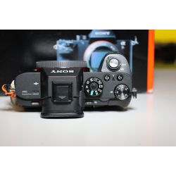 Brugt Sony A7R II Hus inkl 3 uoriginale batterier