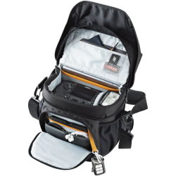 Lowepro Nova 170 AW II Kamera Taske Sort