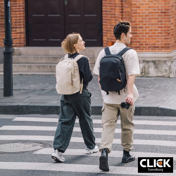 PGYTECH OneGo Lite Backpack 22L (Matte Black）
