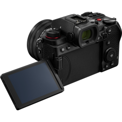 Panasonic Lumix S5D m/S-R 18-40mm F/4.5-6.3