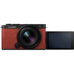 Panasonic Lumix S9 Crimson Red 18-40mm F/4.5-6.3