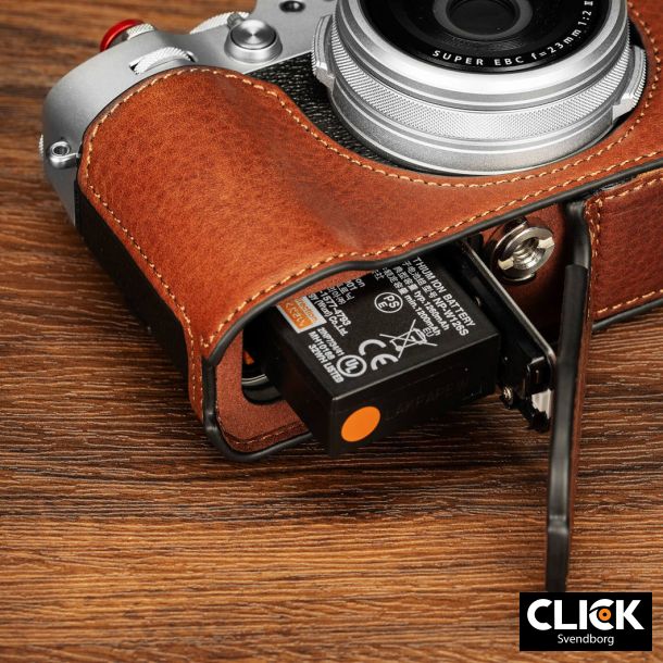 SmallRig 4699 Leather Half Case Kit for FUJIFILM X100VI (Brown)